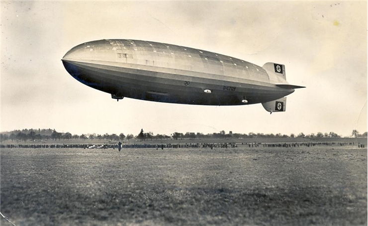 Picture of Zeppelin Hindenburg on March 1936